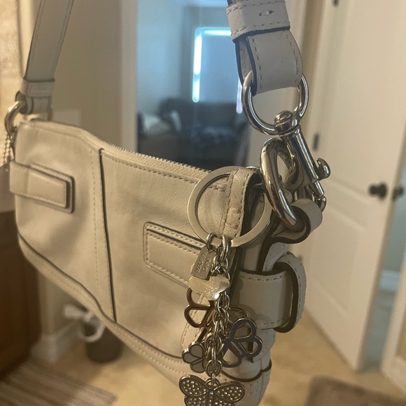 Coach small white bag‼️SOLD‼️‼️ - Picture 2 of 4